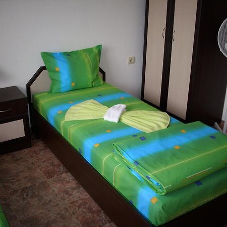 Georgievi Guest House Pomorie Exterior photo