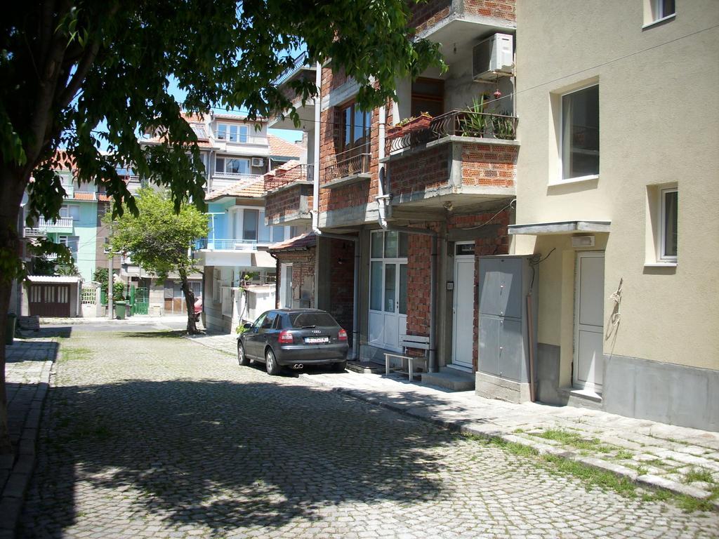 Georgievi Guest House Pomorie Exterior photo