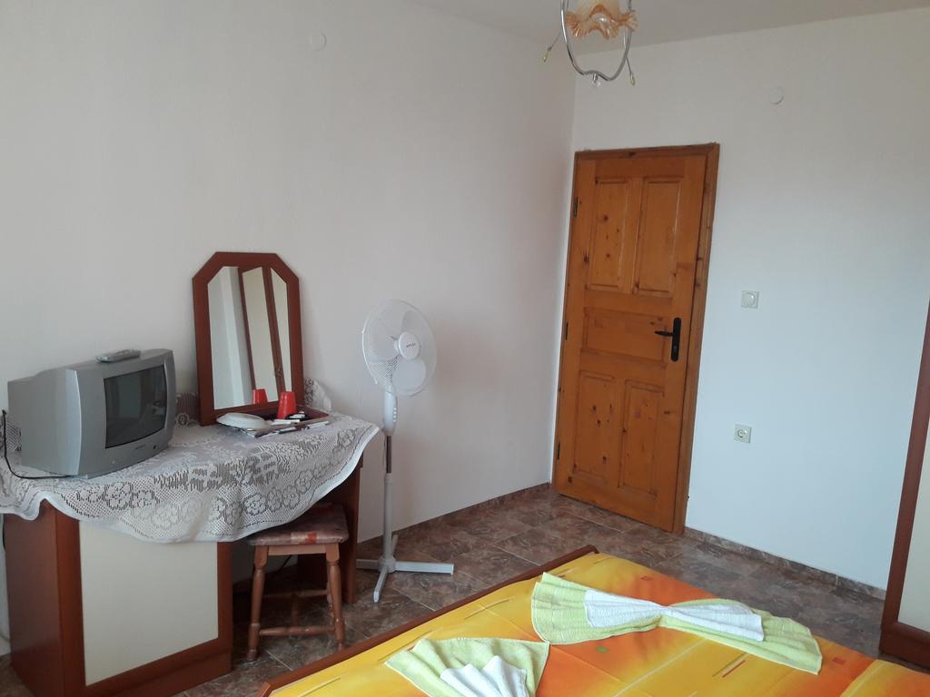 Georgievi Guest House Pomorie Exterior photo